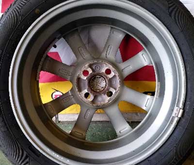 買取実績・160系カローラフィールダー純正アルミホイール+海外メーカー(185/55R16)セット-2