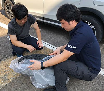 おすすめポイント1.購入したタイヤは取付店に直送可能